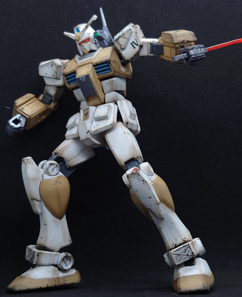 (ティロティロリーン…)ムース:隊長!あの高速接近機、嫌な感じがします。注意してください!ドナッツ:ニュータイプの感ってやつか?お前ら聞いたな?ゼリーニとムースも後ろに付け。母艦はそのあと沈める。行くぞ!