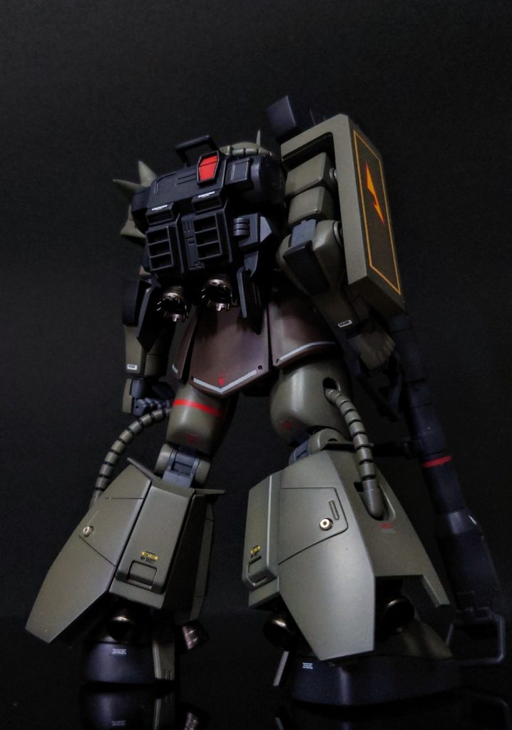 バックパックのスラスターは余り物です。