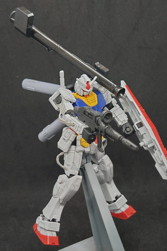 左肩にはスタークジェガン用のバズーカを追加して火力UP!最後まで見て頂きありがとうございます!