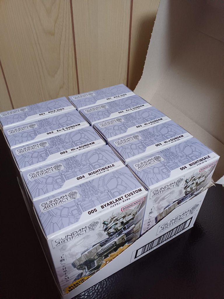 作品名：ガンダムアーティファクト 再び！<p>皆さん、こんばんは～🌃 プレバンからお荷物が到着したので、 開封しました‼️ 開封結果は画像のとおりです。 リック・ディアス×2 Ex-sガンダム×2 Hi-νガンダム×3 ナイチンゲール×2 バイアラン・カスタム×1  […]</p>