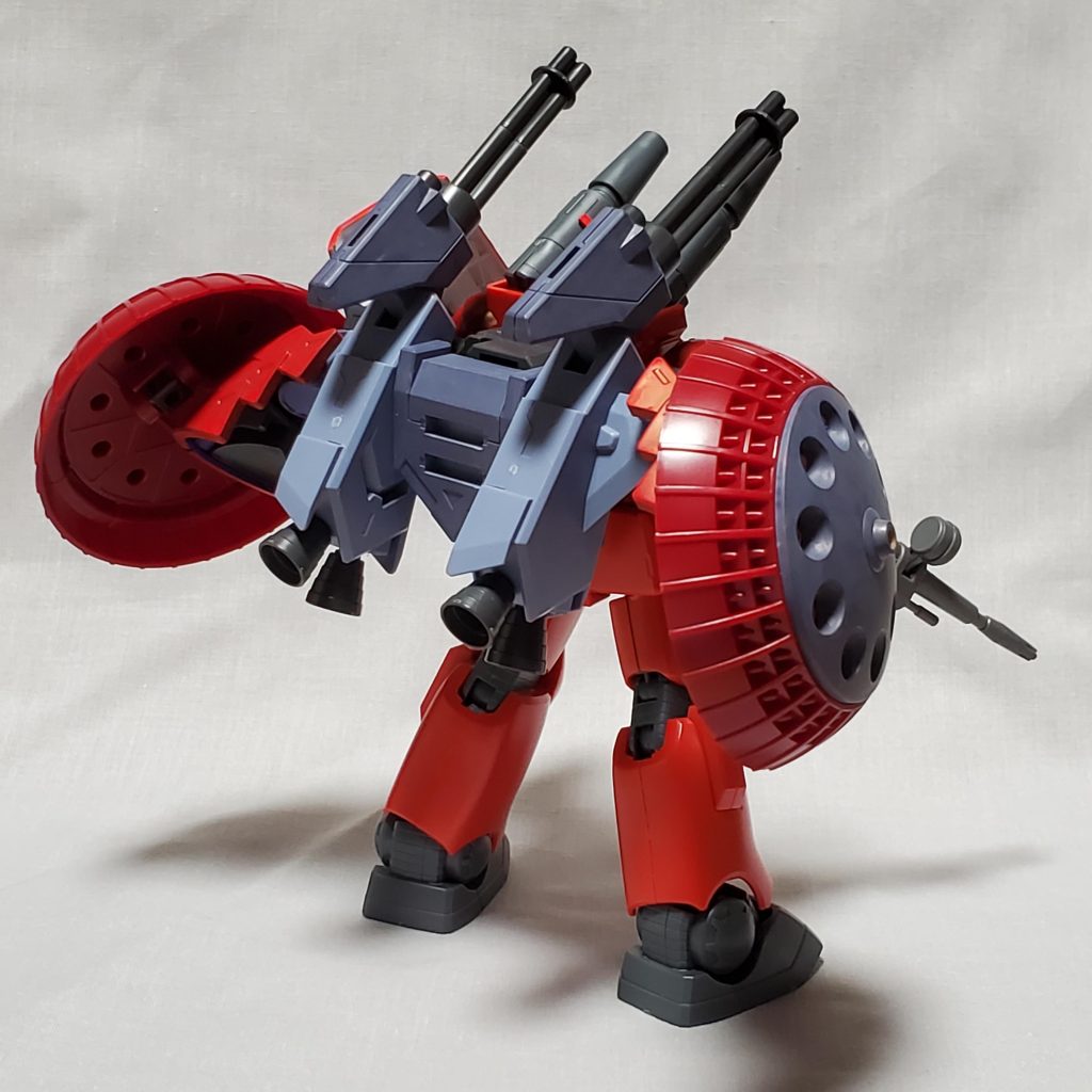 ということで、ORIGINガンダムとガンキャノンとヴァリュアブルポッドを買い、お手軽ミキシングで組みました。うーん、これは間違いなく赤いガンダム。満足しました。ジークアクス終わってしまったけれど、プラモは今後も出るものあるし、何かシリーズ展開あるといいですね。火を点けろ…燃え残った全てに…