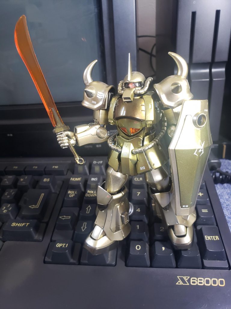 金グフ–2枚目/制作者：freedreams