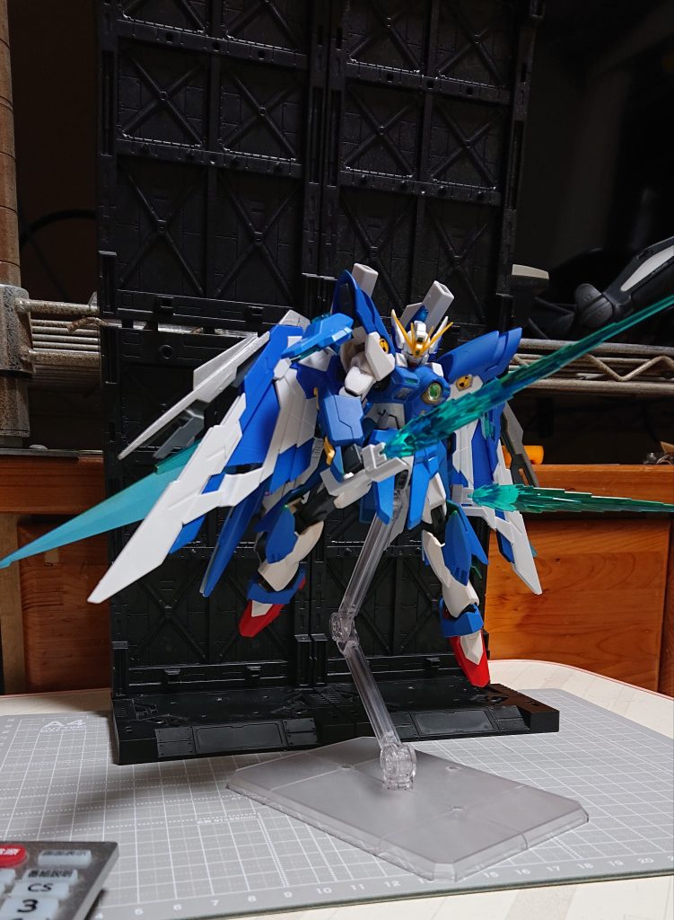 ヘリオス使ってるので大型ビームソードも使えます。