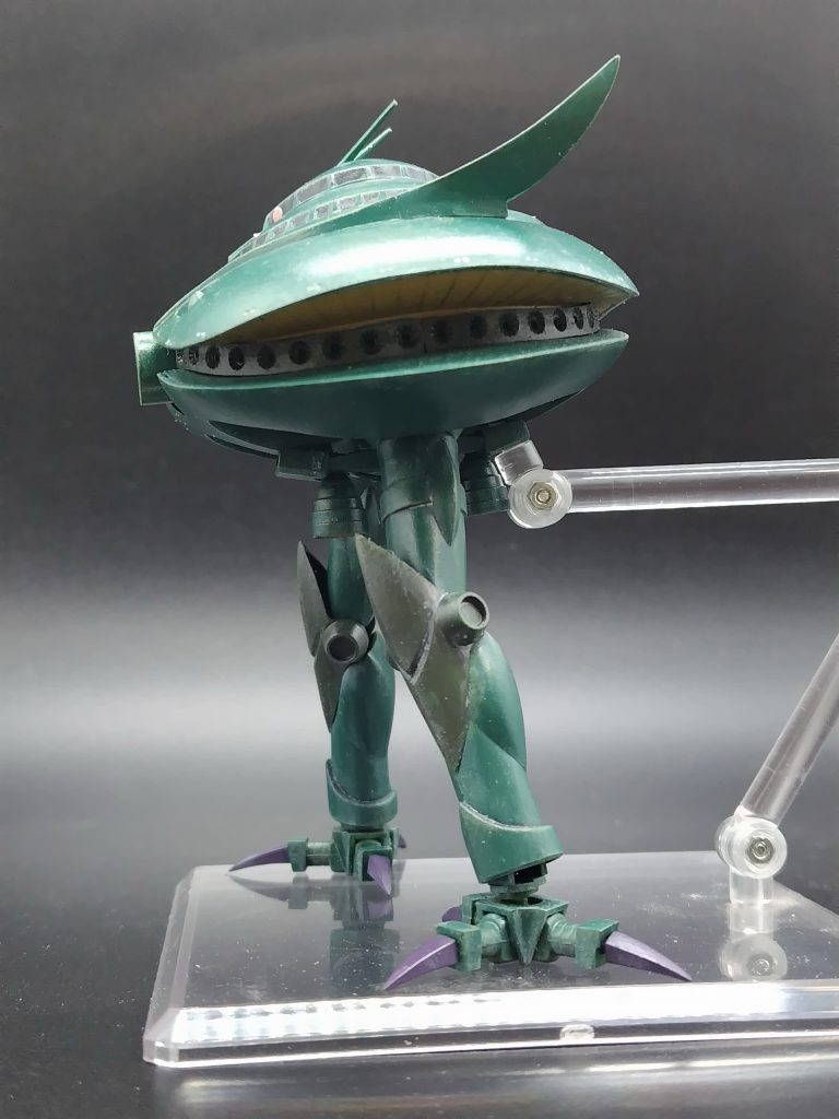 モノアイも描いただけ。 