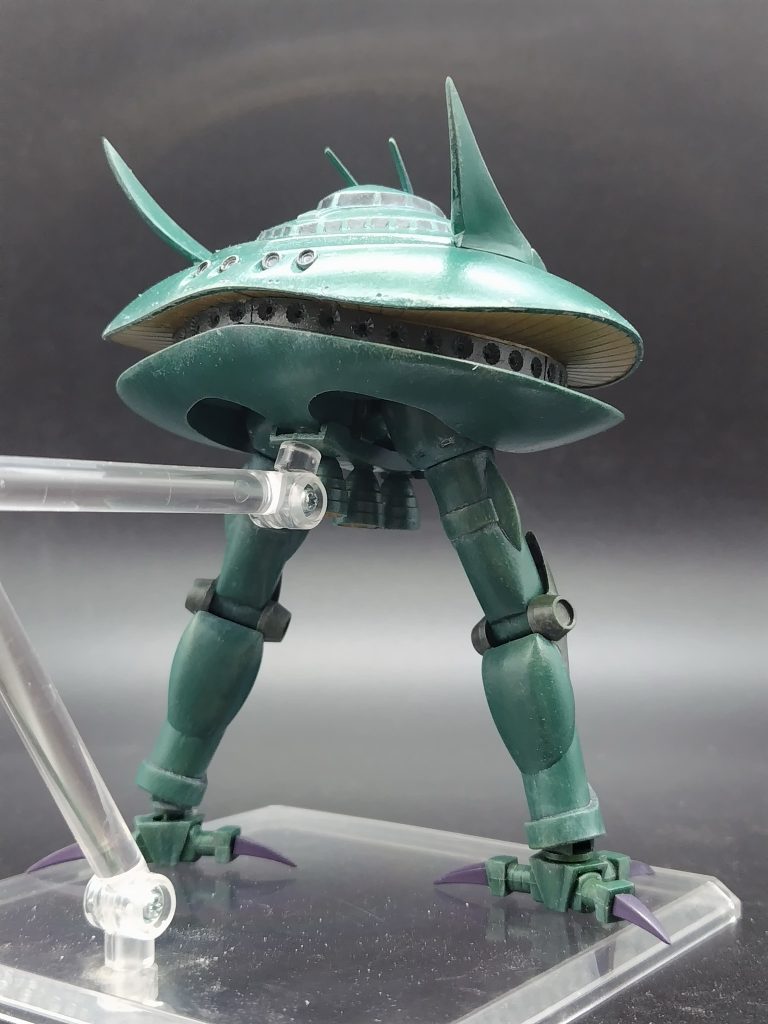 うしろのノズルは社外品。