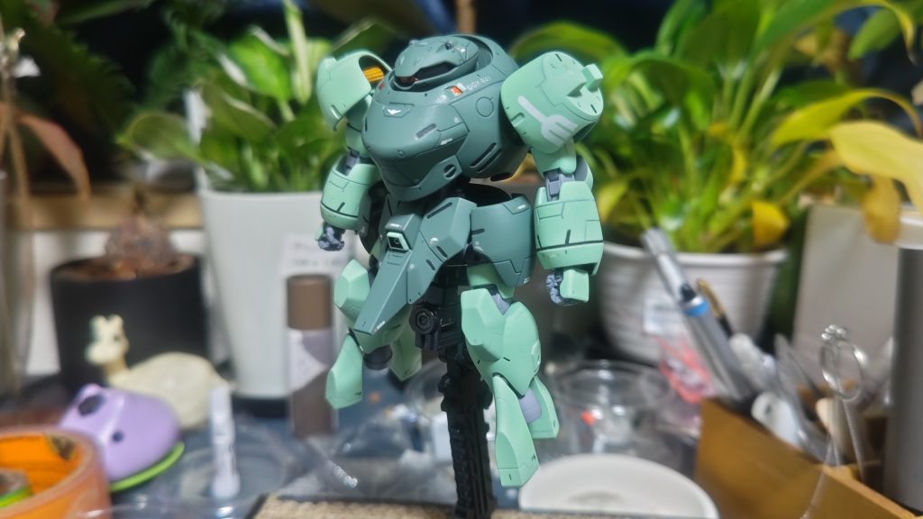 デカール+トップコートでロールアウトです。