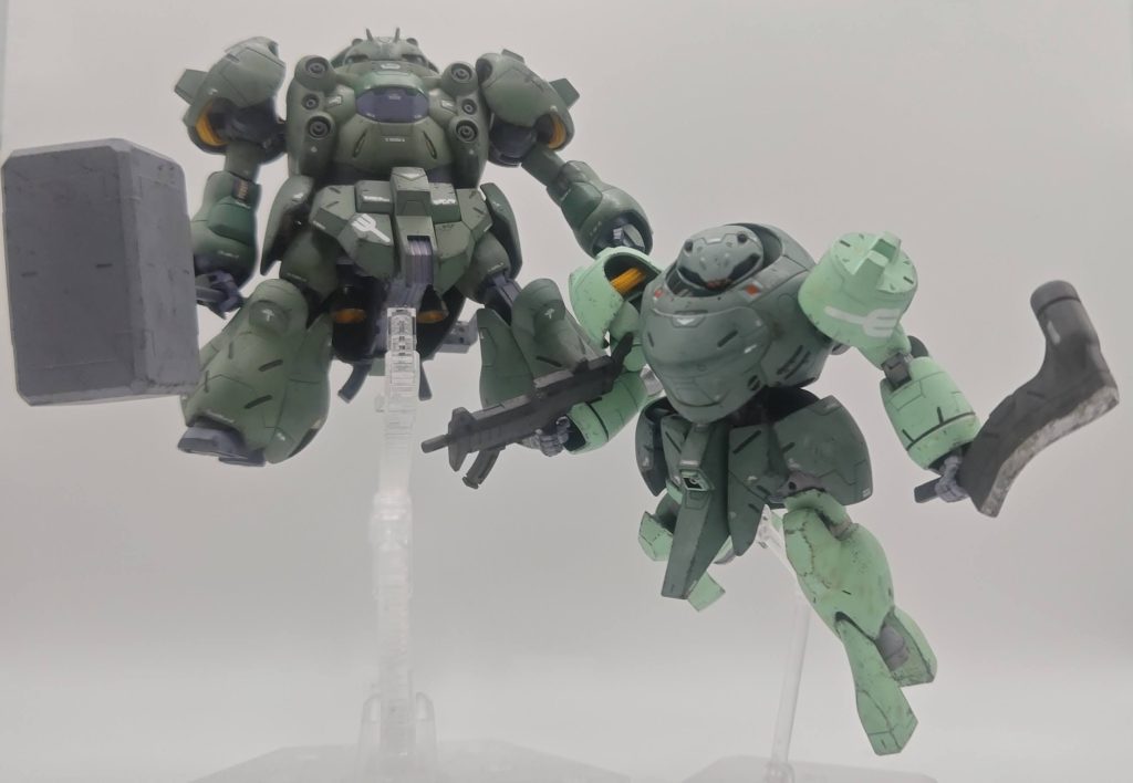 ということで”ガンダムグシオン”と”マンロディ”でした。次は緑以外の機体を作ります。ということで今回は製作工程あります。引き続きご覧ください。