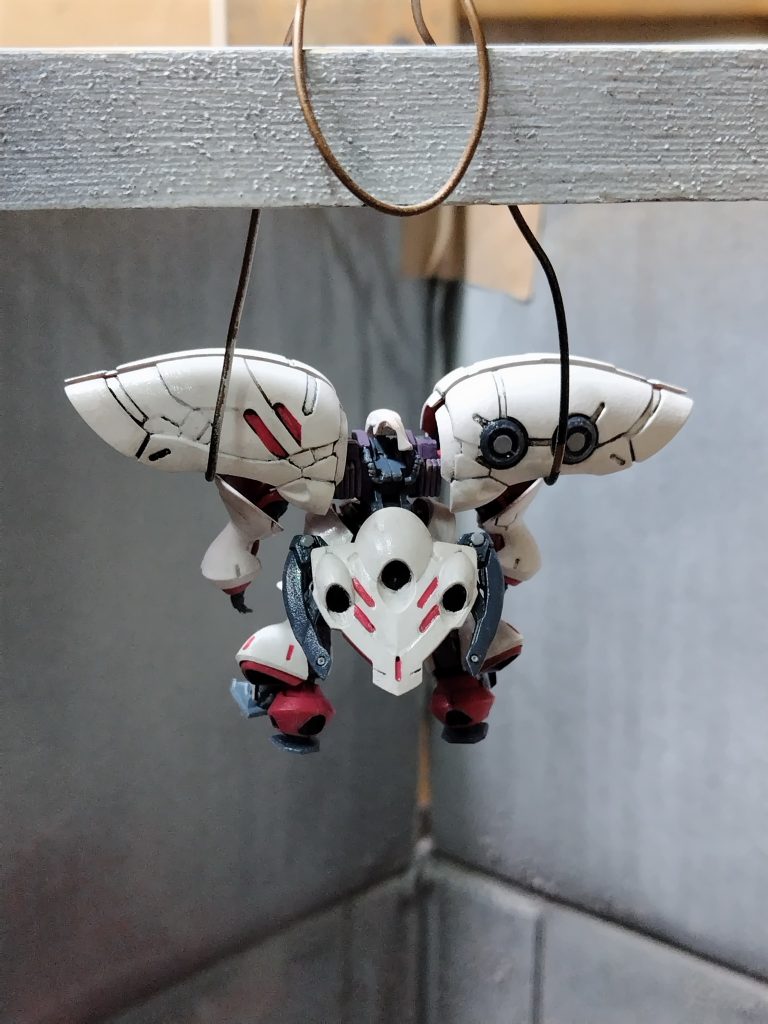 トップコートは宙づりの刑。