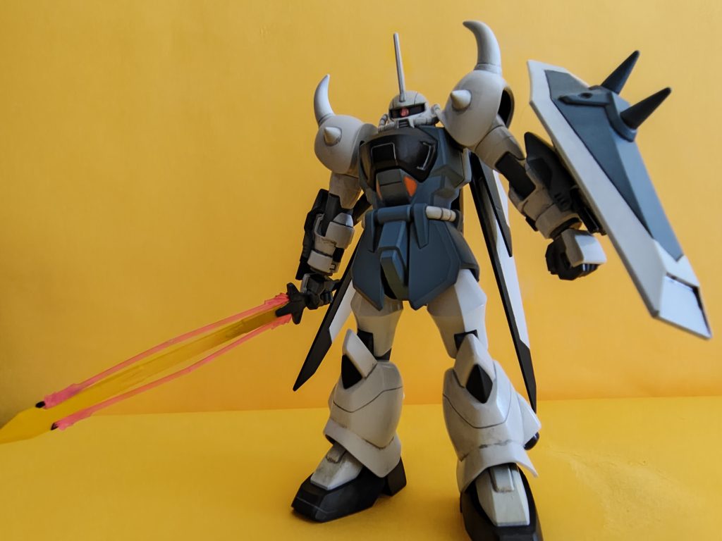 SEEDDESTINYより　HG1/144 イザーク・ジュール専用グフイグナイテッド