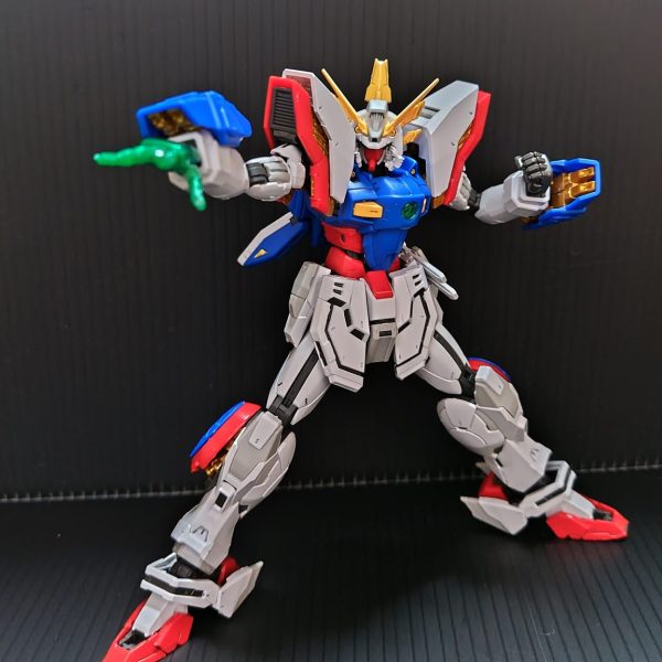 俺のこの手が光って唸る‼️