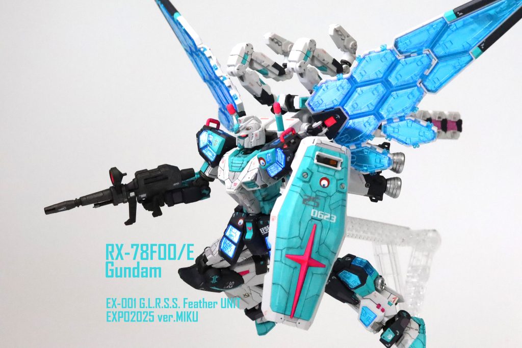 万博ガンダム 初音ミクカラー