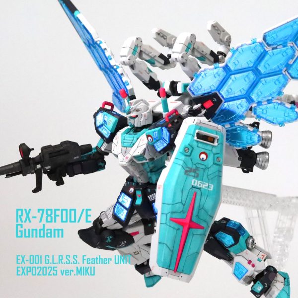 万博ガンダム 初音ミクカラー