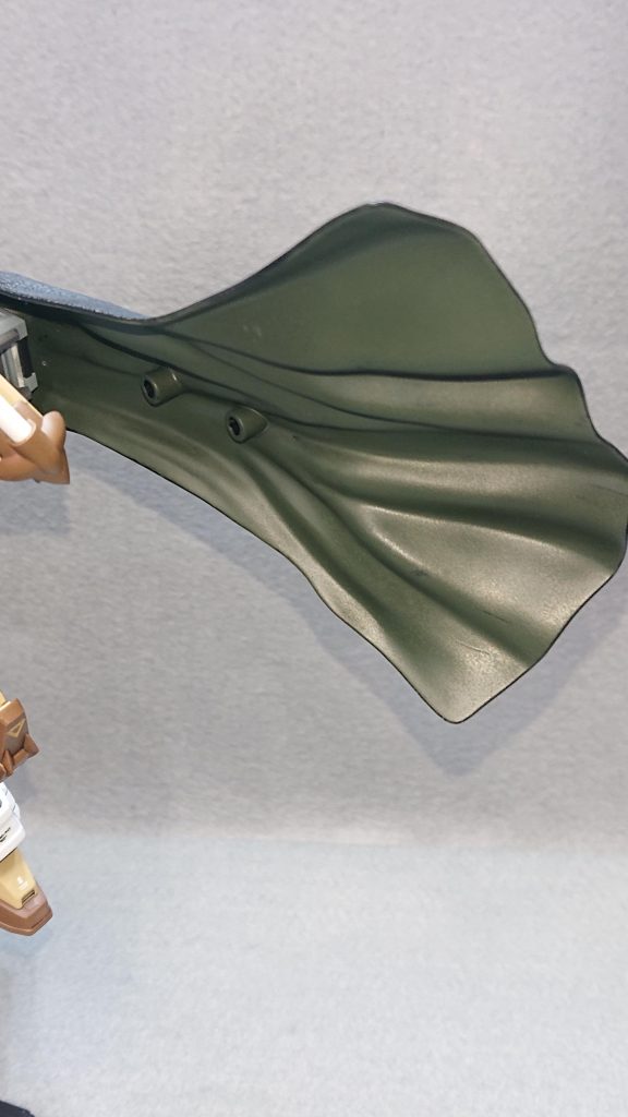 部分塗装にタミヤのエナメル塗料・ブラック・ガンメタル・フラットレッド・デザートイエロー・ダークグリーンセンサー部分にはMr.メタリックカラーGX・メタルイエローグリーン