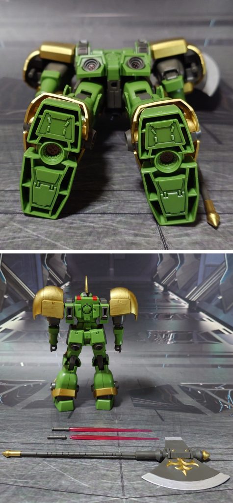 下からのアングルと、付属品一式。