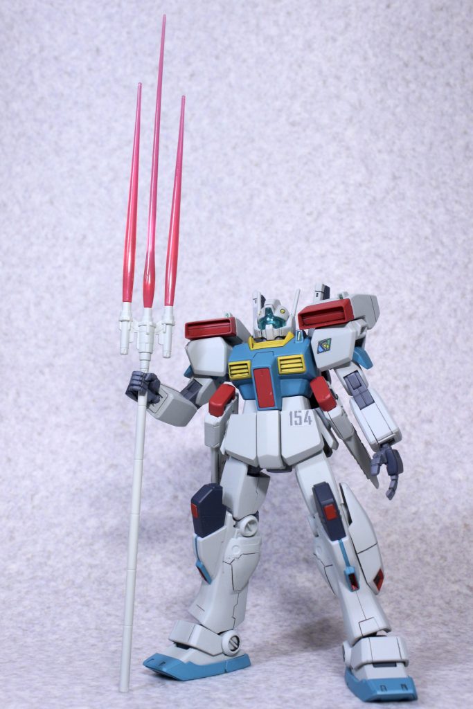 ついでにガンダム用オプションセットの三叉槍。ビームジャベリンからの組み替えで作れますが元ネタあるんでしょうか?かなり長物になるんでハッタリ効いて良い感じです。