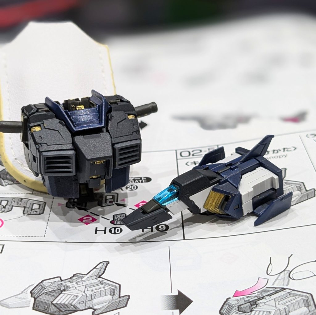 コアファイターもしっかり作り込んだものの腹に収めたあとは二度と出せない気が…制作時の写真で恐縮ですが記念にアップしときます(TдT)