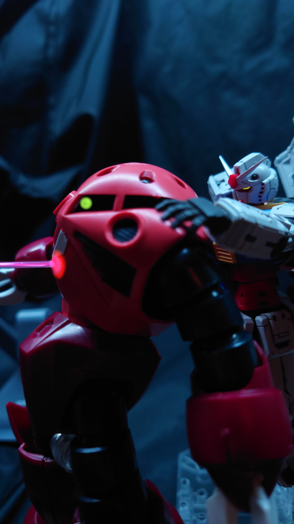 ズゴック｢今度は逃げr……｣