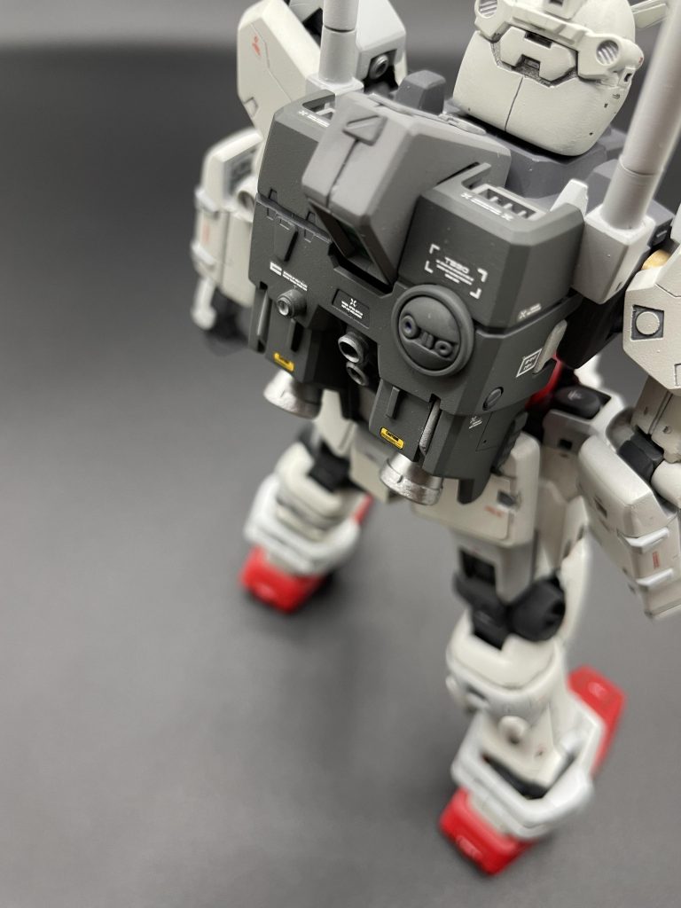 バックパックにもディテールアップしてます