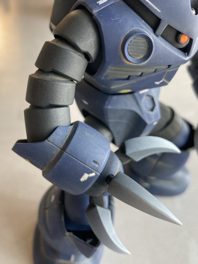 上腕部は関節一節分のパーツを取り寄せて延長しました