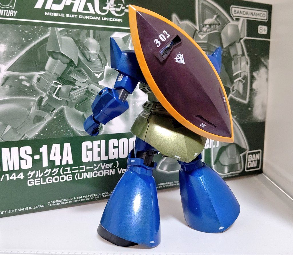 シールドは色々参考にしましたけどどれも色合いがちがくてこの色に落ち着きました😅