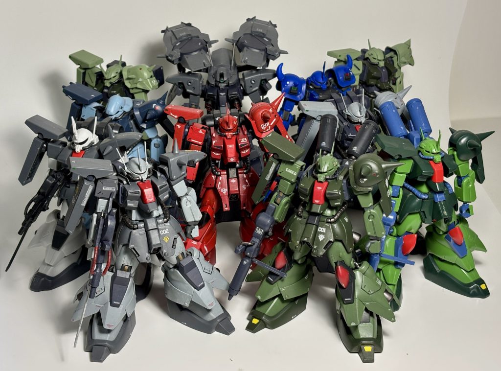 今年（2025年）作った、HGザクIIIフォルム大改修軍団（と、数年前にパチ組みしたザクIII二機も）。ザクIII強行偵察型 風https://gumpla.jp/hg/2405274ザクIII袖付き仕様 風https://gumpla.jp/hg/2426327ザクIII改 アクシズ残留機 風https://gumpla.jp/hg/2286960ザクIII後期型 風https://gumpla.jp/hg/2286958ザクIII ジオンマーズ仕様 風https://gumpla.jp/hg/2351496ザクIII改 ジオンマーズ仕様（オリジナル機）https://gumpla.jp/hg/2298004グフIII（オリジナル機）https://gumpla.jp/hg/2351498 