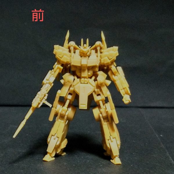 関節のアルミ線による可動化と各部取付け位置の変更でプロポーション調整しました。次は塗装になります🤣（4枚目）
