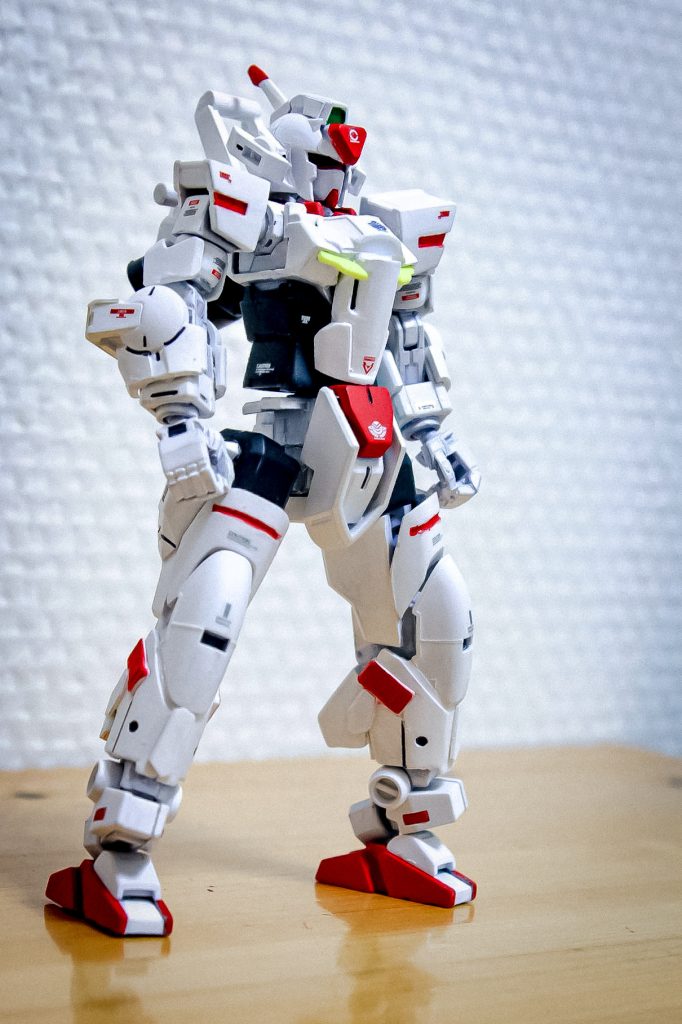 -FRONT-ベースとなるコアガンダムの特性であるプラネッツシステムの汎用性はできる限り壊さずアースエンジンオーディナリーの特徴が出るようにプラ板や他キットのパーツを配置しました。