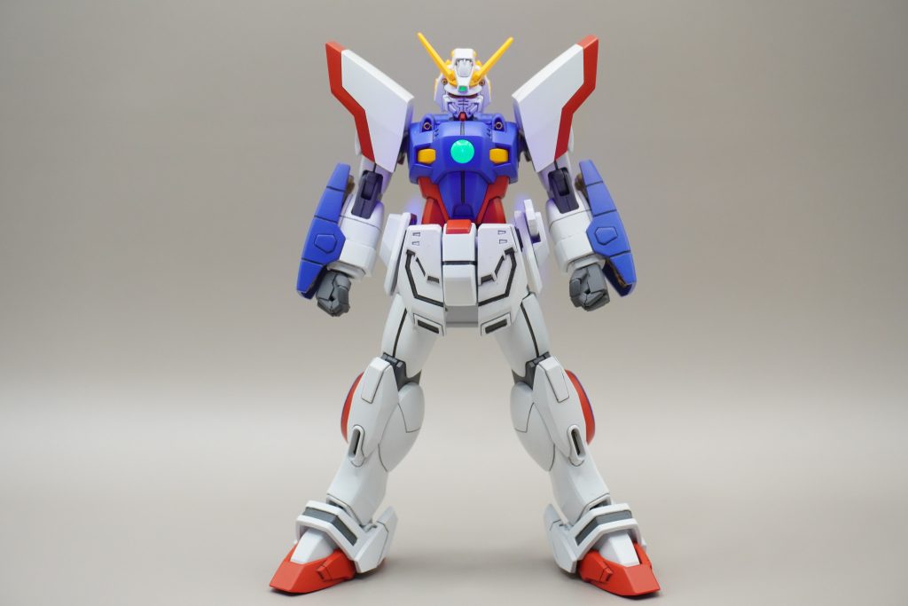 個人的に顎が引けなかった以外はかなり良キットだと思いました。同じHGFCゴッドよりスタイリッシュな造形だと思います。