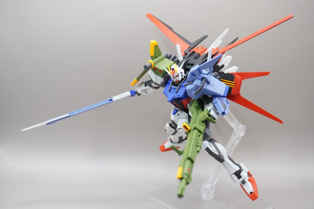 マルチプルアサルトストライカー神キットと言わざるを得ない。エールストライカーはスラスターをシルバーに塗ってやるとぐっとかっこよくなりますよね!