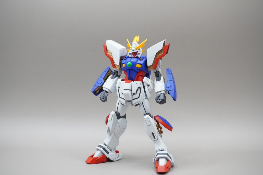 スーパーモード。脚部の開くギミックは挟み込みのため、ポロポロ落ちます。パーマネントマットバーニッシュで摩擦を強化することである程度改善しました。