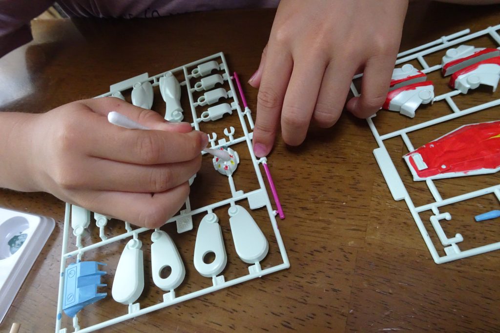 はみ出したところは、うすめ液で落としたり、少しは塗装について学べたと思います。