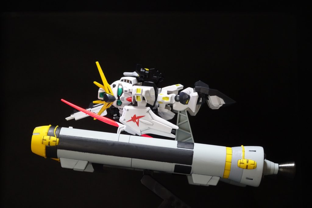 SDEX版のνガンダムも飛ばせます。