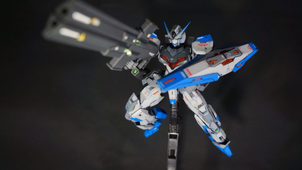 キャノン構え持ちにくいので、まっすぐ構えられません…。