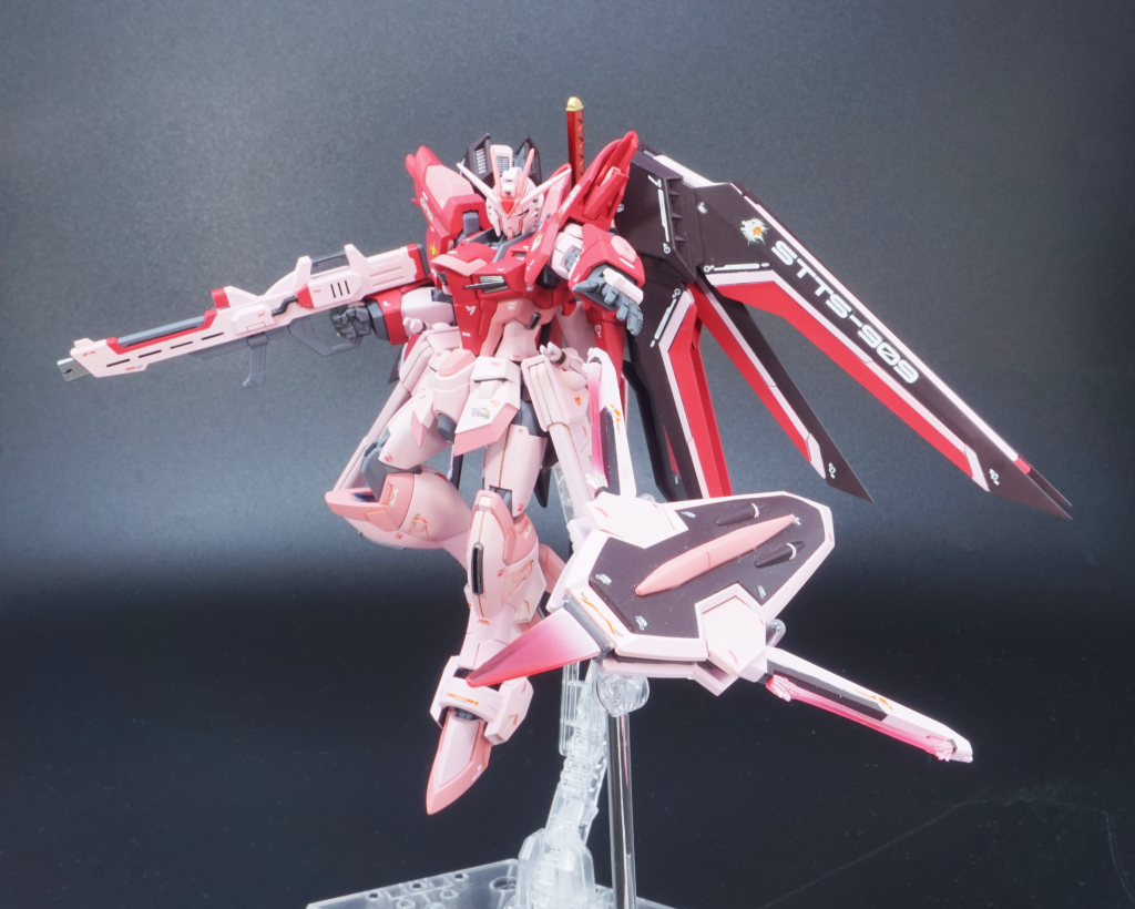 RQM73 フラッシュエッジG-3 シールドブーメラン裏面に3mm穴がないので、適当なアームで保持する必要があります。