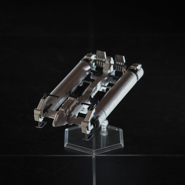 バラしてTR-1ヘイズルの背中にプロペラントタンクとして取り付ける予定。94式だからU.C.0094に出来たんだろうけど気にしない。ベースジャバー型となる前段階としてプロペラントタンクは数年前からあった。さらにその前に数台試作したタンクをTTTがテスト運用した。とか。 （1枚目）