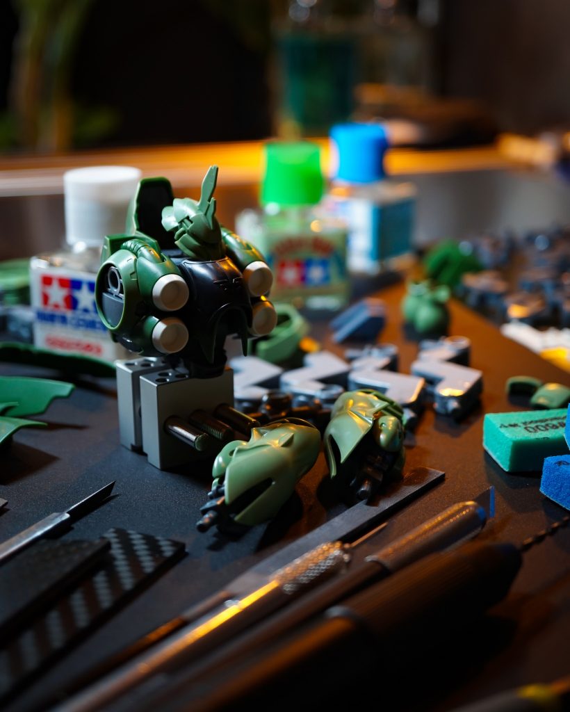 作品名：<p> 製作途中のキットがたくさんある。 https://gumpla.jp/author/_____J/story#content  その日その時の気分でやりたい事をやりたいだけ。 目的は定期的に完成品を […]</p>