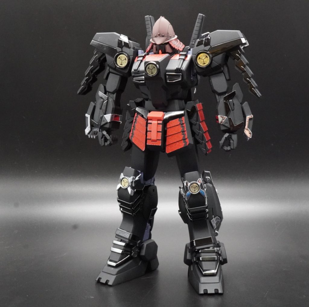 成形色部は、つや消しトップコート。メッキ部は、ハセガワコーティングポリマーで、コーティングです。つや消しと光沢のコントラストを意識しました。