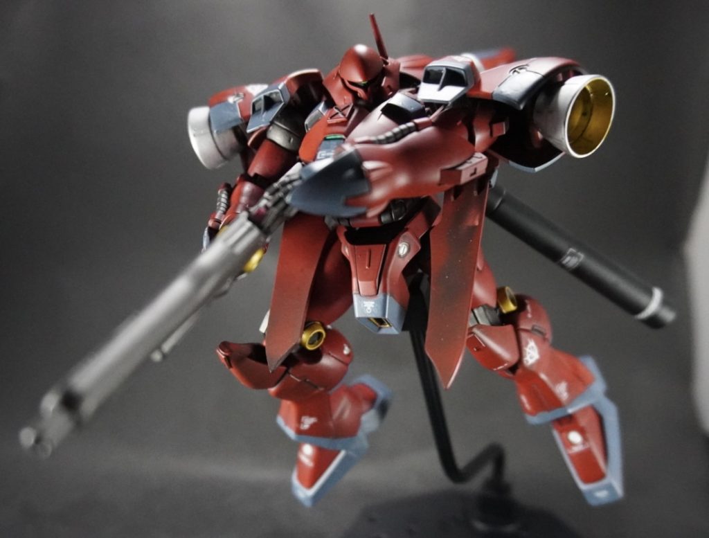 組み上がった状態でサフと赤色の塗装をエアブラシで、その他の色は筆で塗り分けました🖌️