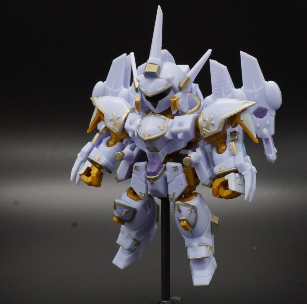 食玩感を残しつつ、足りない色を塗装。