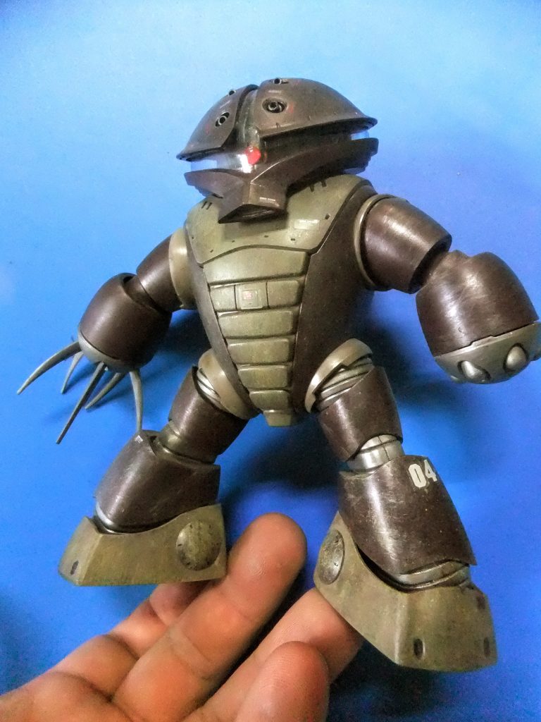 2番目に見つけた💦HGUC アッガイ 完成直後に行方不明?神隠し?になって消失していたモノで未発表デス。気温湿度過多で経年劣化が出ているのでリカバリーしてあらためてお披露目したいと考えてイマス😁