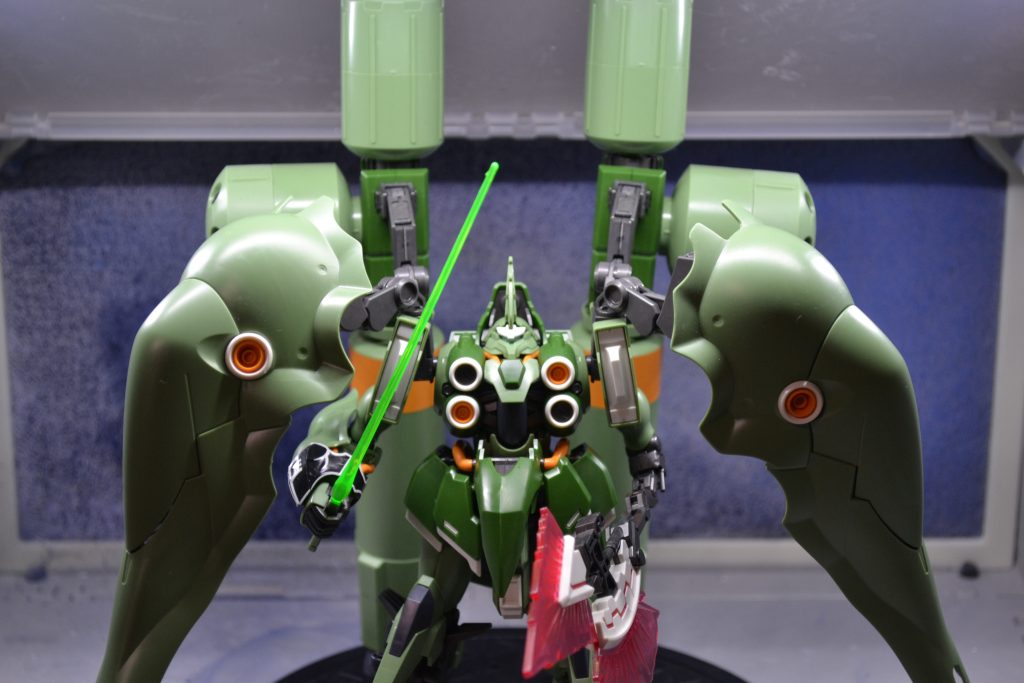 ビームサーベル装備