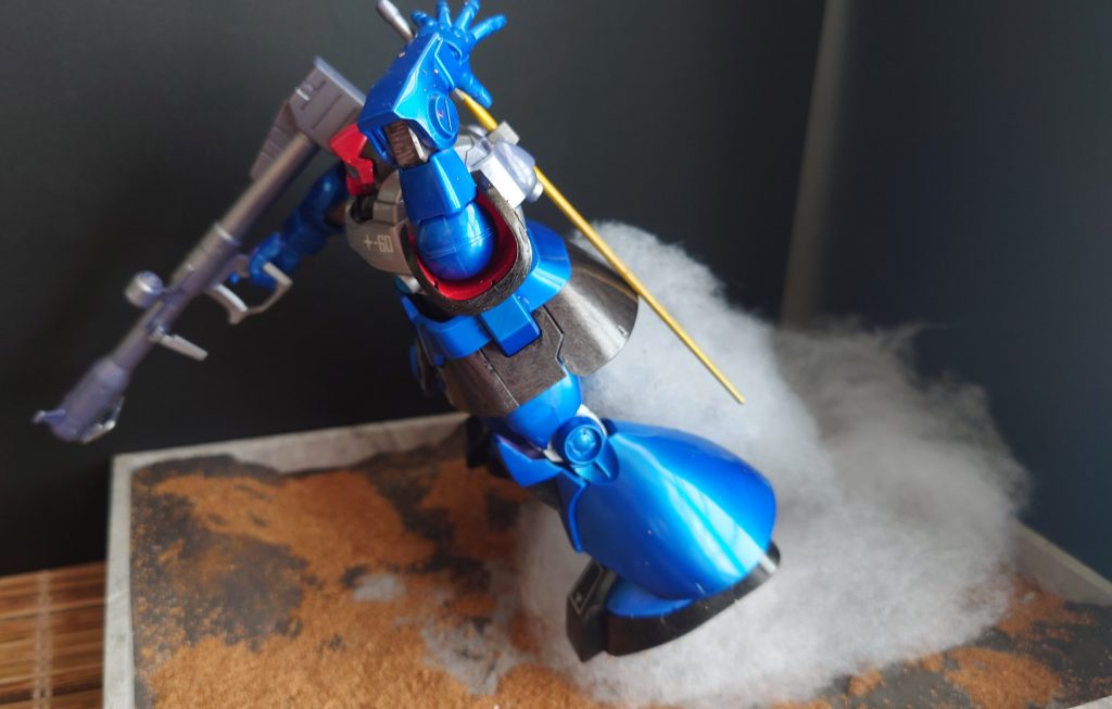 綿でなくキルトで噴射を再現 薄くシルバーを吹いてあります