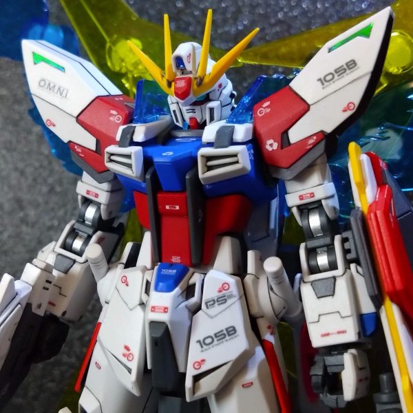 スタービルドストライクガンダム