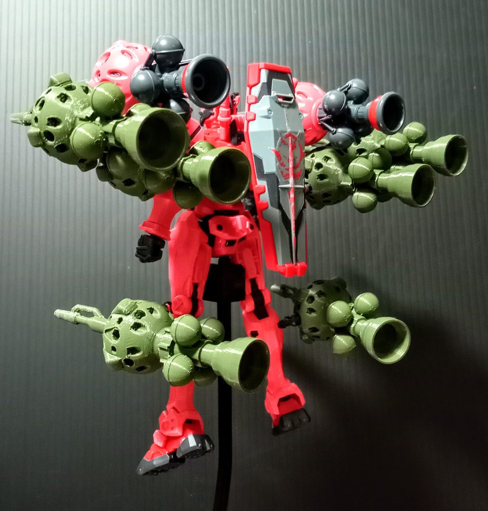 赤いガンダム【GQ】ビットX８個フル装備–3枚目/制作者：フィル|ω•)ﾁﾗｯ✨