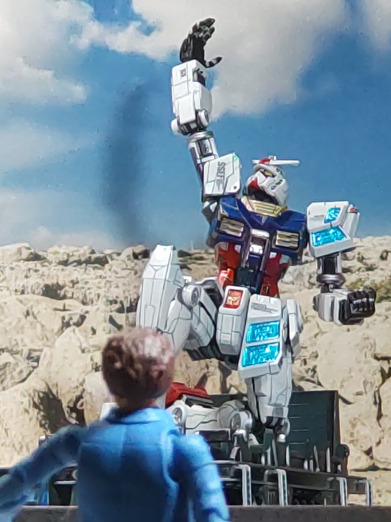 RX-78F00/E ガンダム(グラスフェザー装備)　(万博)ガンダム大地に立つ！？