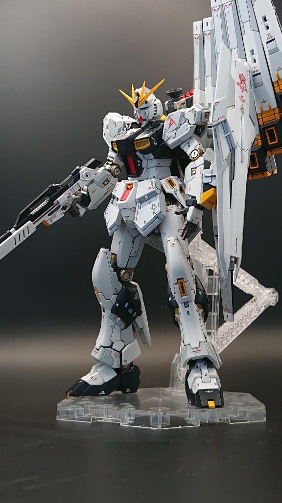 全身を撮影。アクションベースが無いと倒れます。