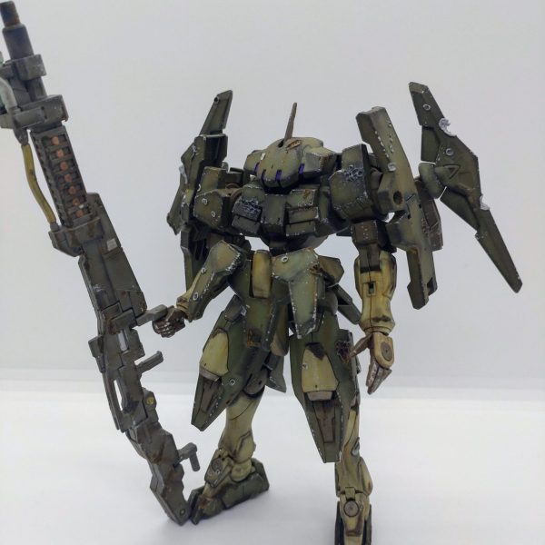 HG　ストライカージンクス　むせる成形色仕上げ