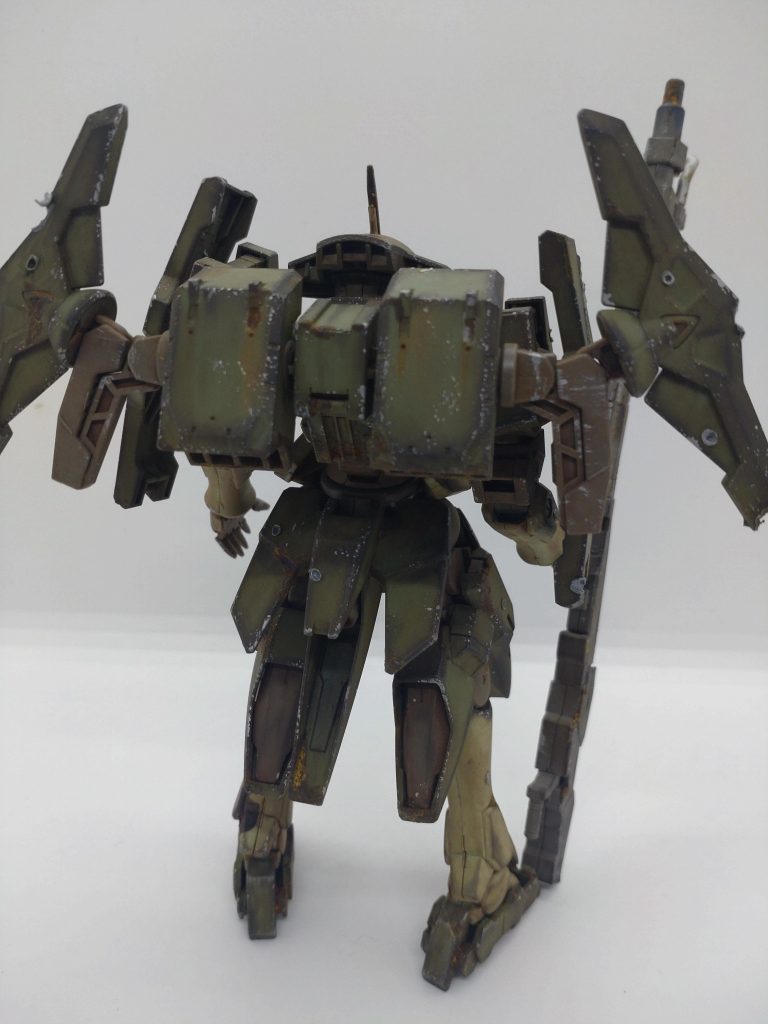 背中はこんな感じです。