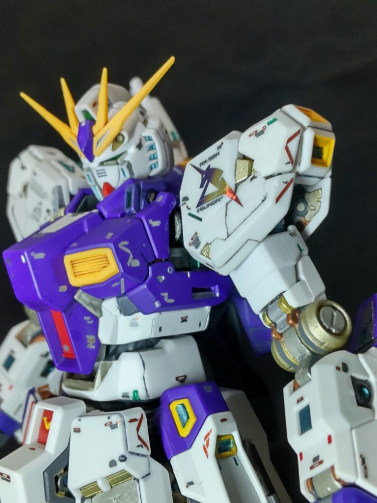 武装が無くポージングもできないのでアップを、アラが丸見えになるので普段あんまり載せない😅。デカールが小っさいです😓。