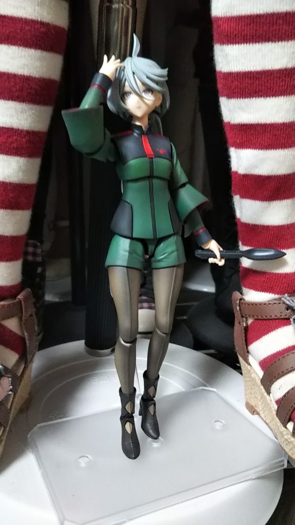 脚の塗りがムズい